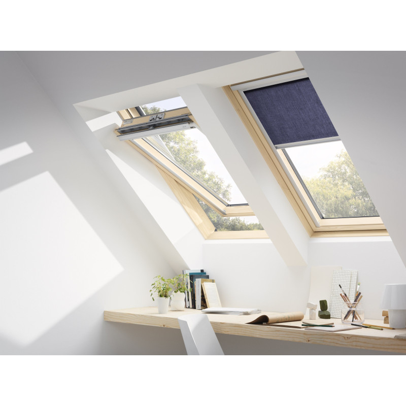 Okno dachowe VELUX GLL 1061 MK08 78x140 cm górne otwieranie, pakiet 3-szybowy, drewniane