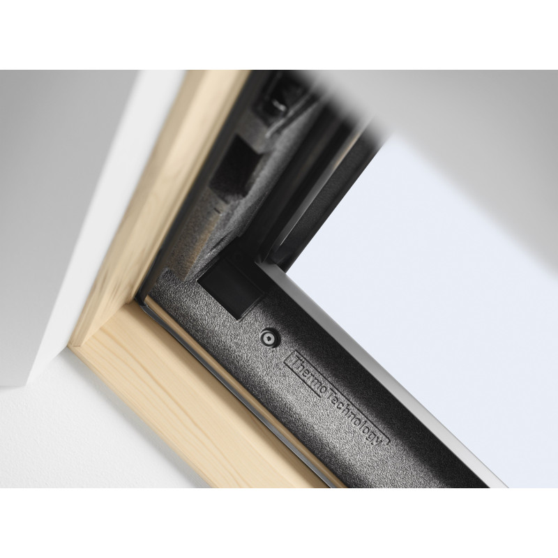 Okno dachowe VELUX GLL 1061B MK08 78x140 cm dolne otwieranie, pakiet 3-szybowy, drewniane