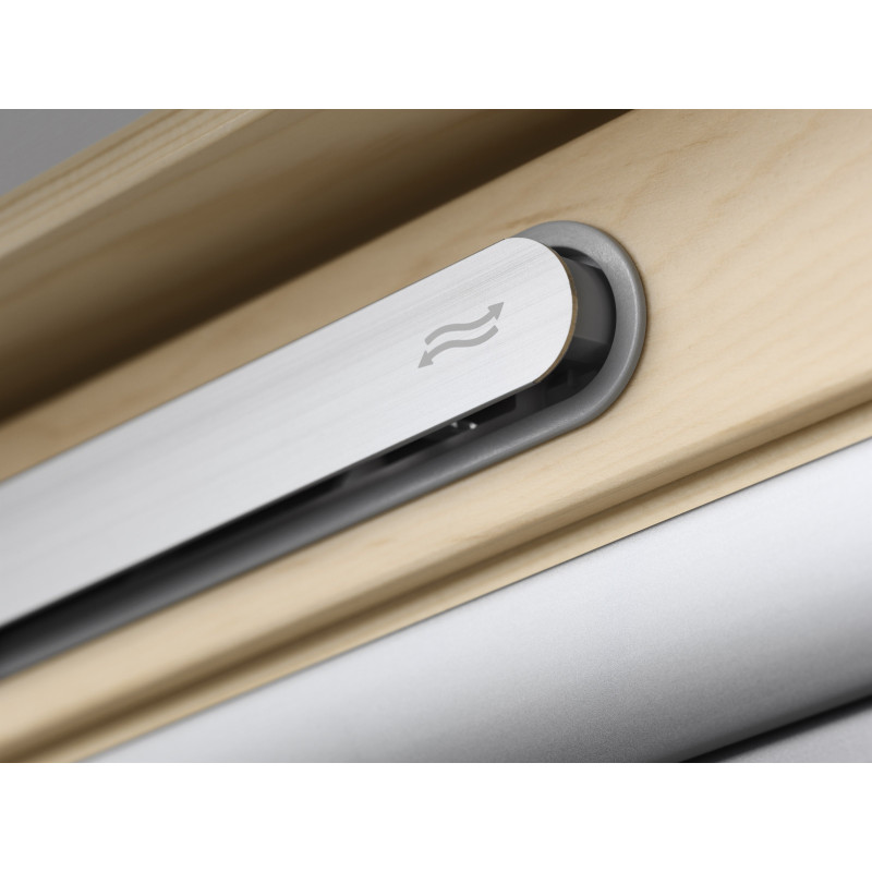 Okno dachowe VELUX GLL 1064B MK06 78x118 cm dolne otwieranie, 3-szybowe  powłoką łatwo zmywalną oraz redukcją szumu deszczu