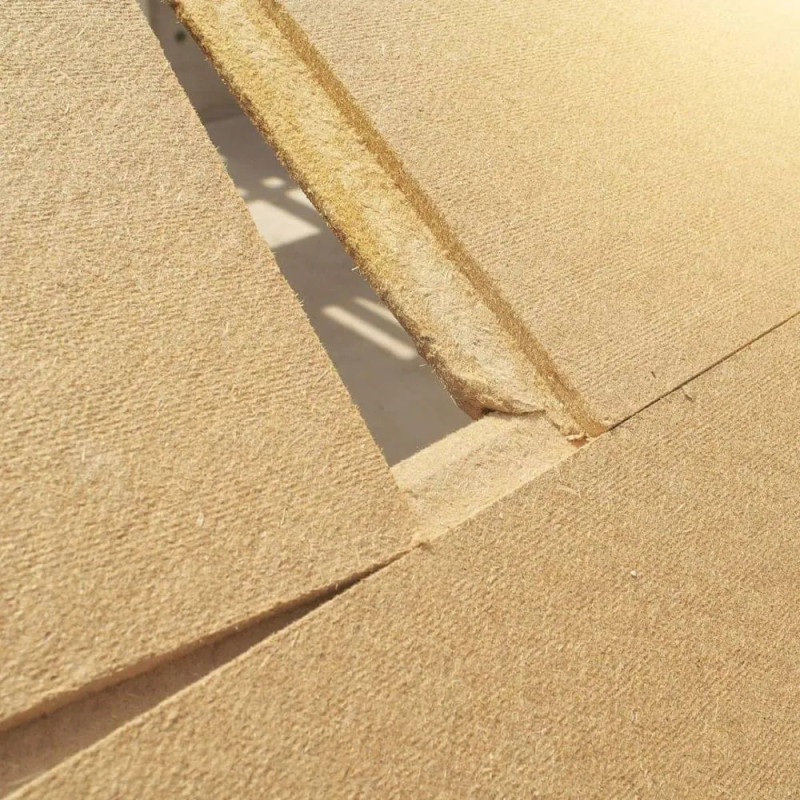 Płyta termoizolacyjna frezowana STEICOuniversal na konstrukcje dachowe i ścienne 60x2230x600A36 N+F (36 szt./paleta)