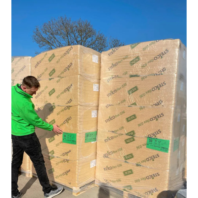 Mata termoizolacyjna z wełen drzewnych STEICO FLEX 0,036 W/mK 240x1220x575A10x2 (20 szt./paleta)